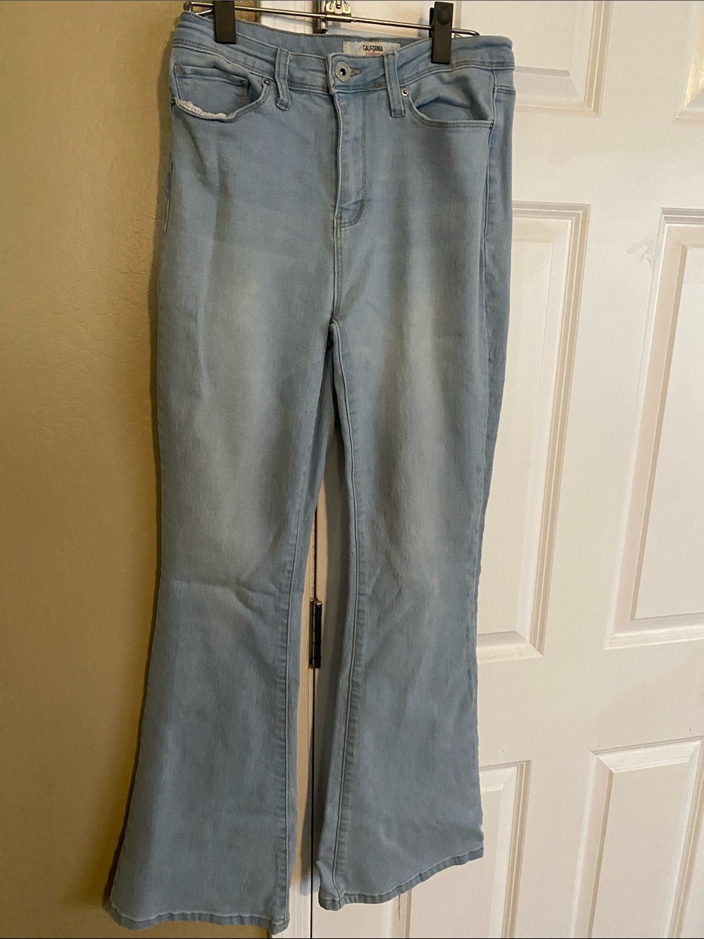 Women’s Light Blue Boot Cut Jeans – Soft Stretch Denim